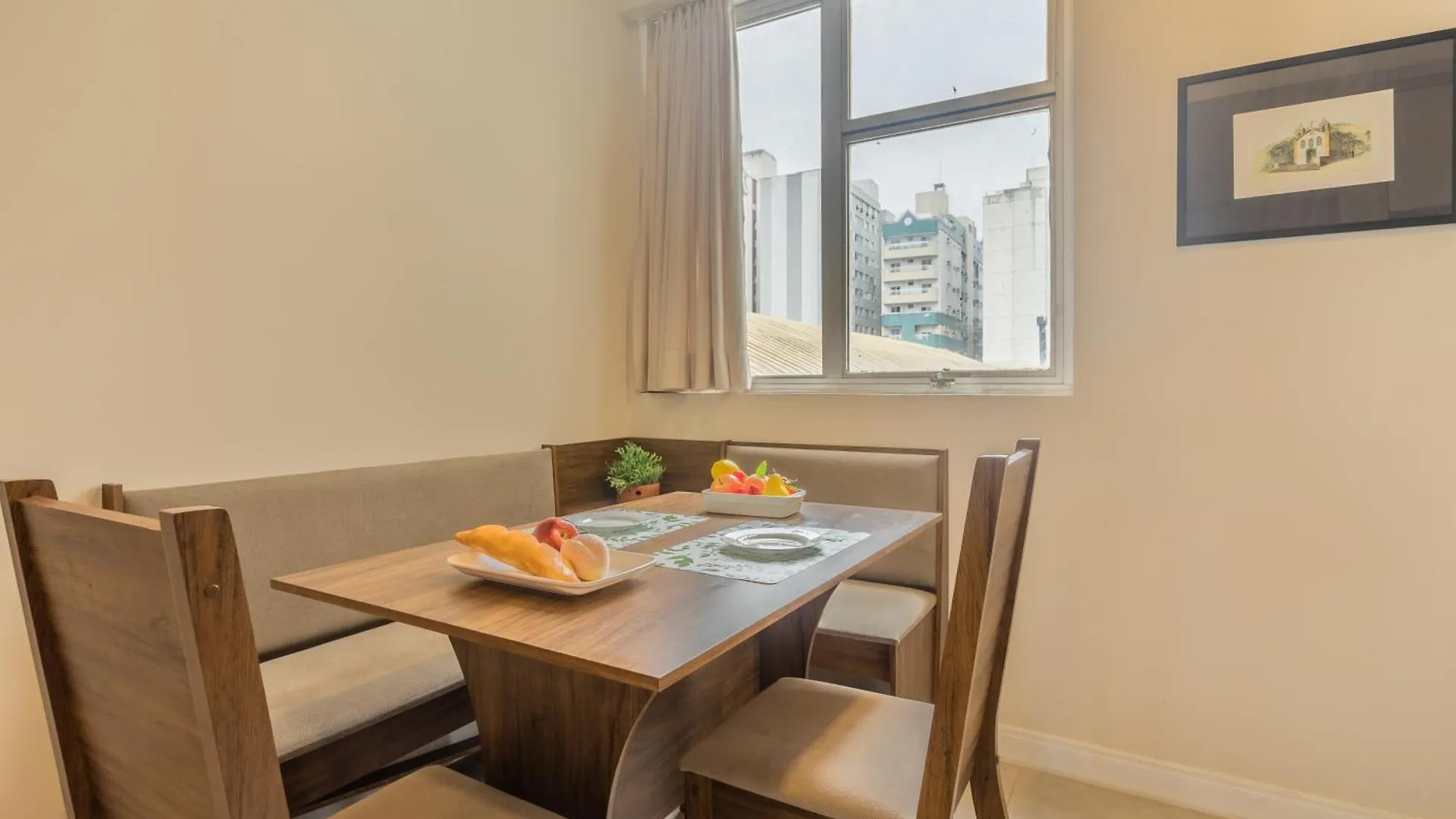 Conforto E Home Office No Centro Yx3732 Florianopolis Brazil