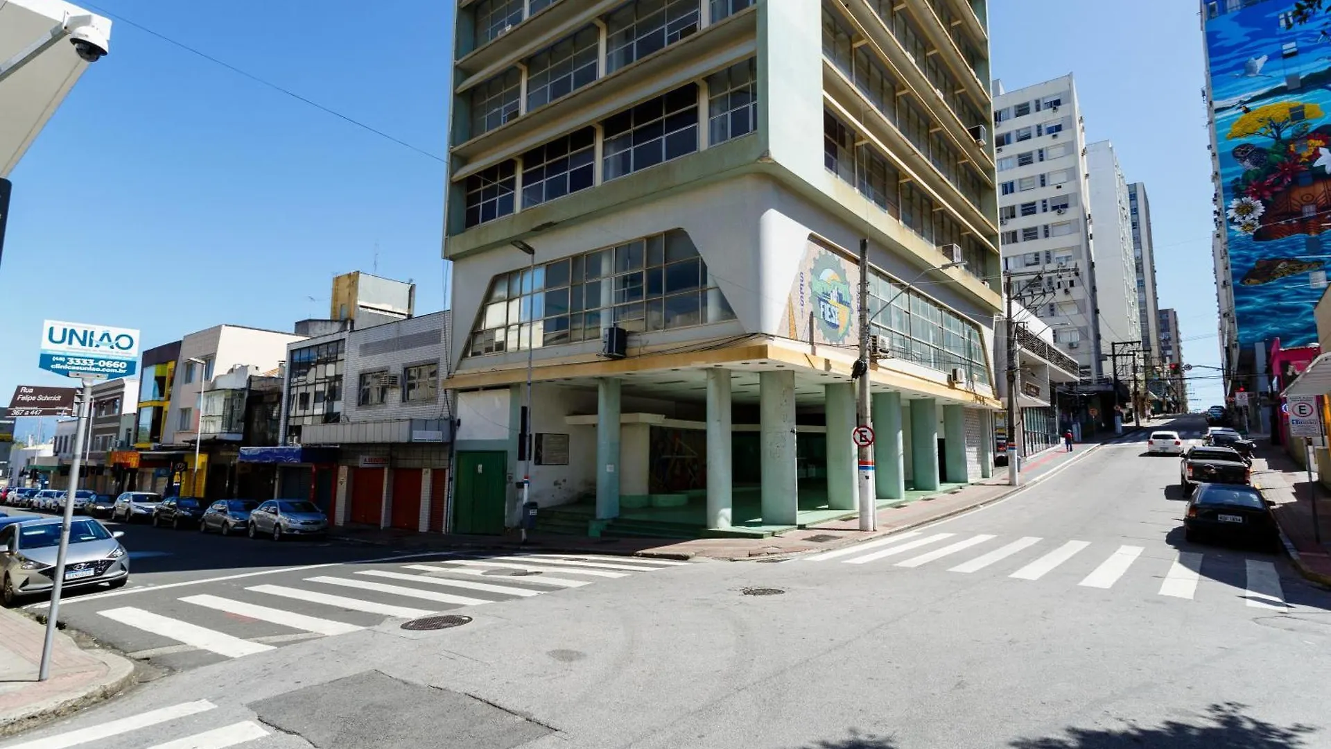 Conforto E Home Office No Centro Yx3732 Florianopolis Brazil